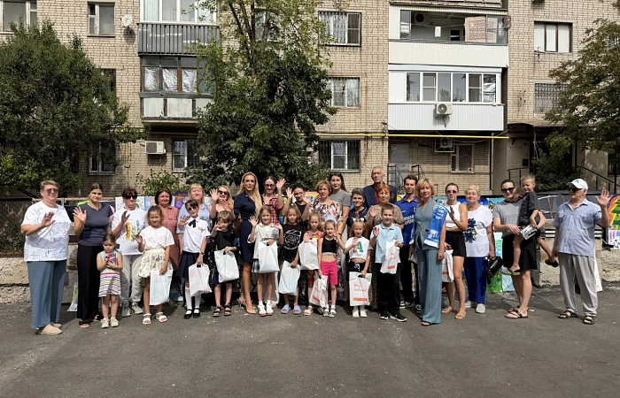 Праздник двора в Ленинском районе: традиции, творчество и общее дело